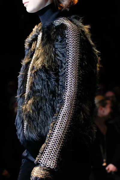 Look 41